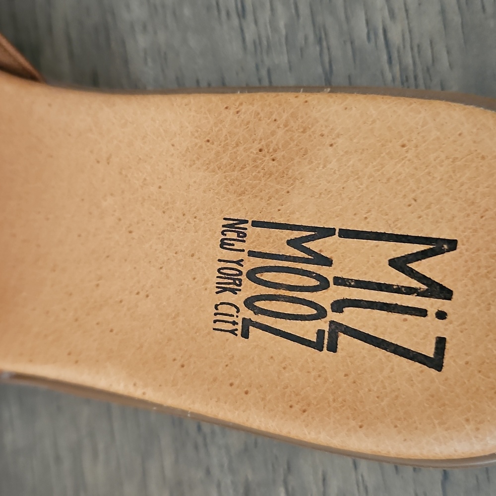 Miz Mooz | Women's Leather Tan Knotted Sandals. Leather. - Picture 8 of 10
